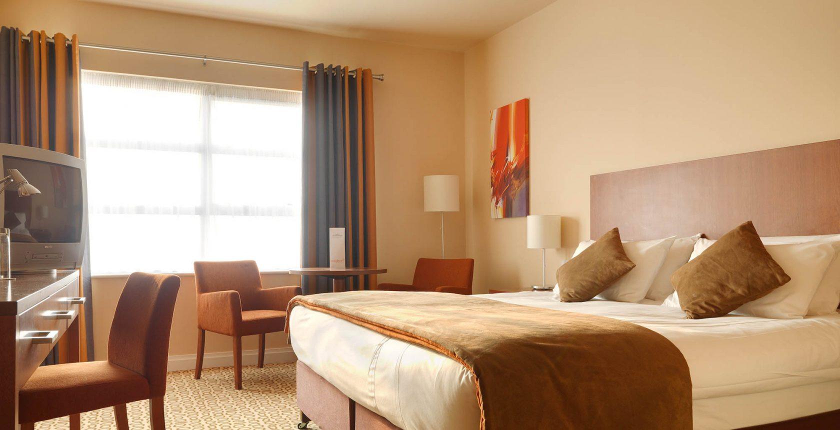 Maldron Hotel & Leisure Centre Limerick Junction 외부 사진